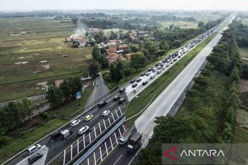 Ribuan Kendaraan Padati Tol Pemalang Jelang Pulang Kampung